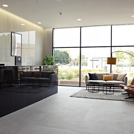 Urban Sky Luxury In Apartment